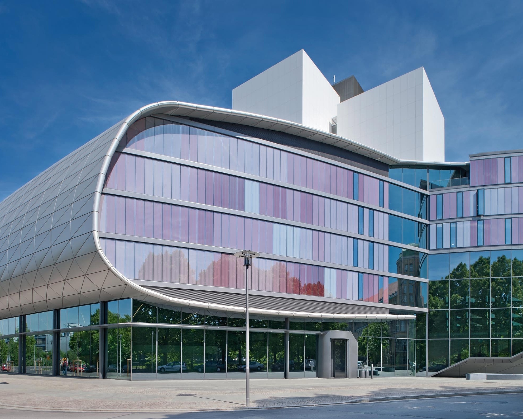 Продукция Arbonia обеспечивает приятный микроклимат в национальной библиотеке в Лейпциге