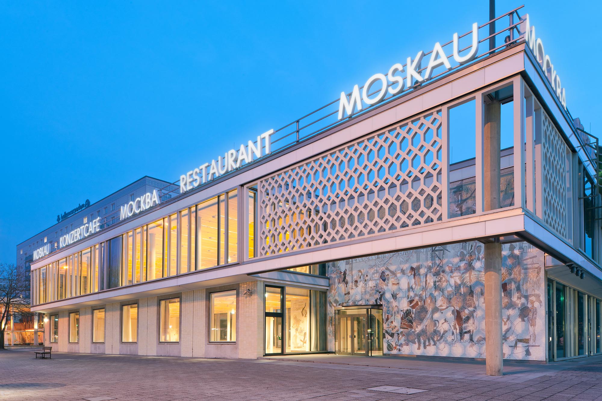 Cafe Moskau Berlin - Referenz von Arbonia