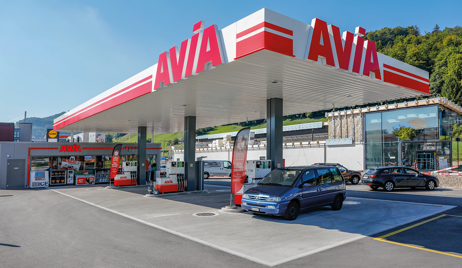 Tankstelle AVIA Kehrsatz/Bern - Referenz von Arbonia