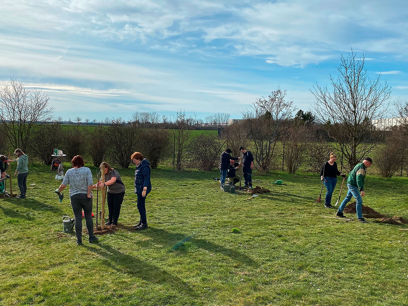 Planting trees together Planting campaign Arbonia Riesa