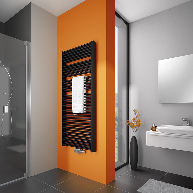 Bathroom radiator Duolino in a modern bathroom