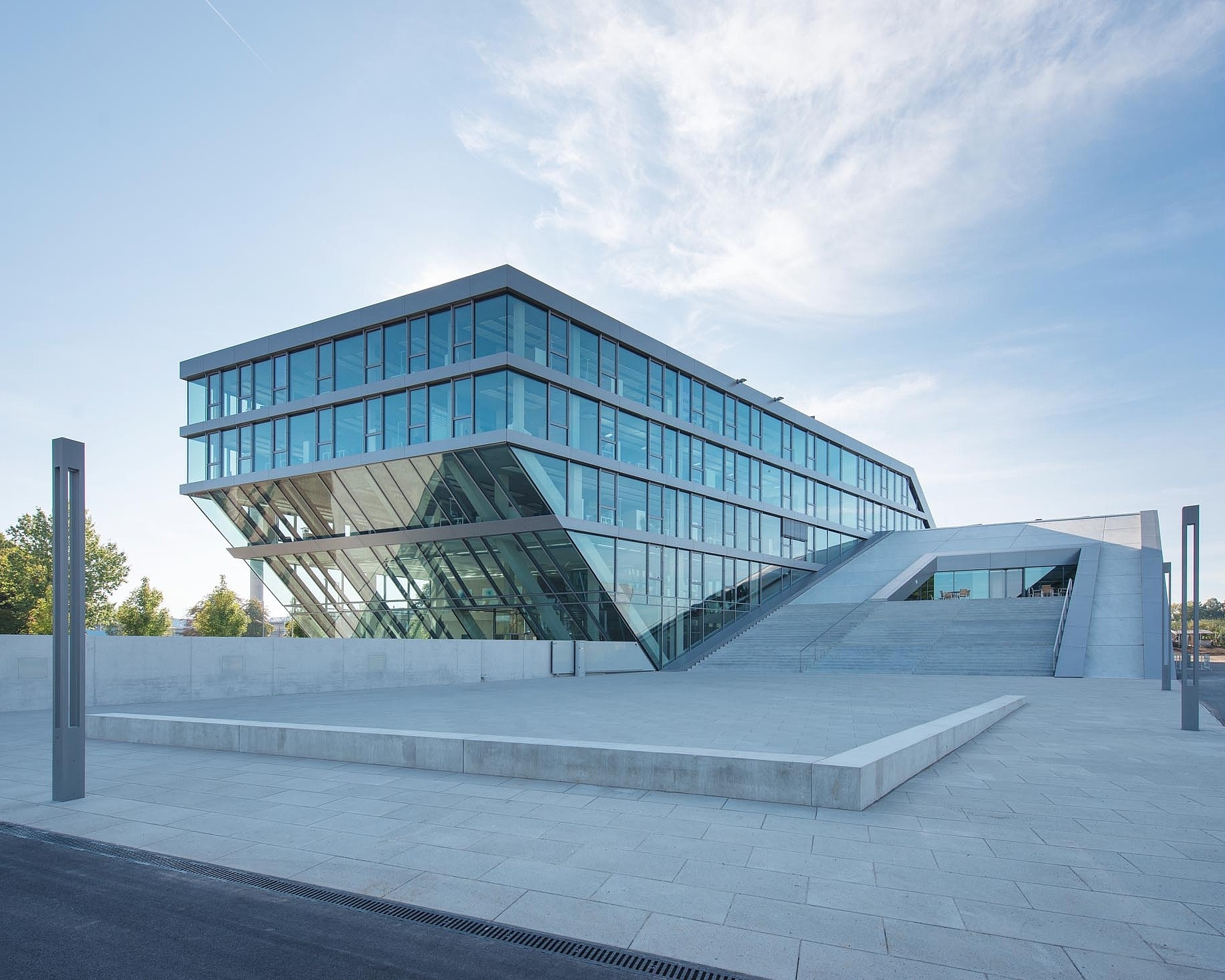 Hahn und Kolb Bürogebäude Ludwigsburg - Referenz von Arbonia