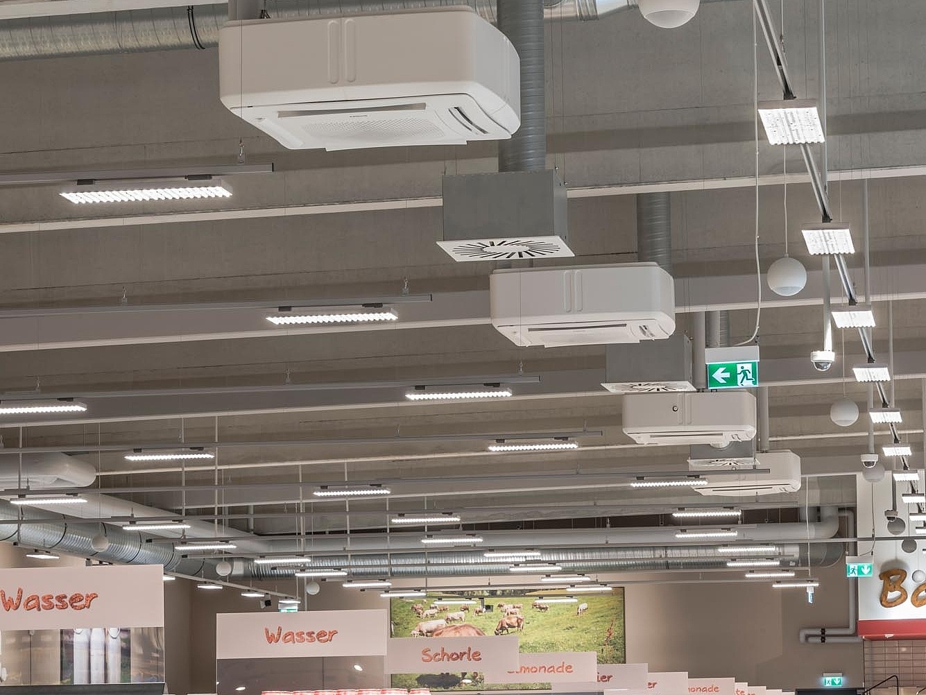 Edeka Coburg - Referenz von Arbonia Fan Coils von Arbonia sorgen für die richtige Temperatur im Edeka Markt Coburg